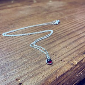 itty bitty kepler 407 // garnet and sterling silver necklace